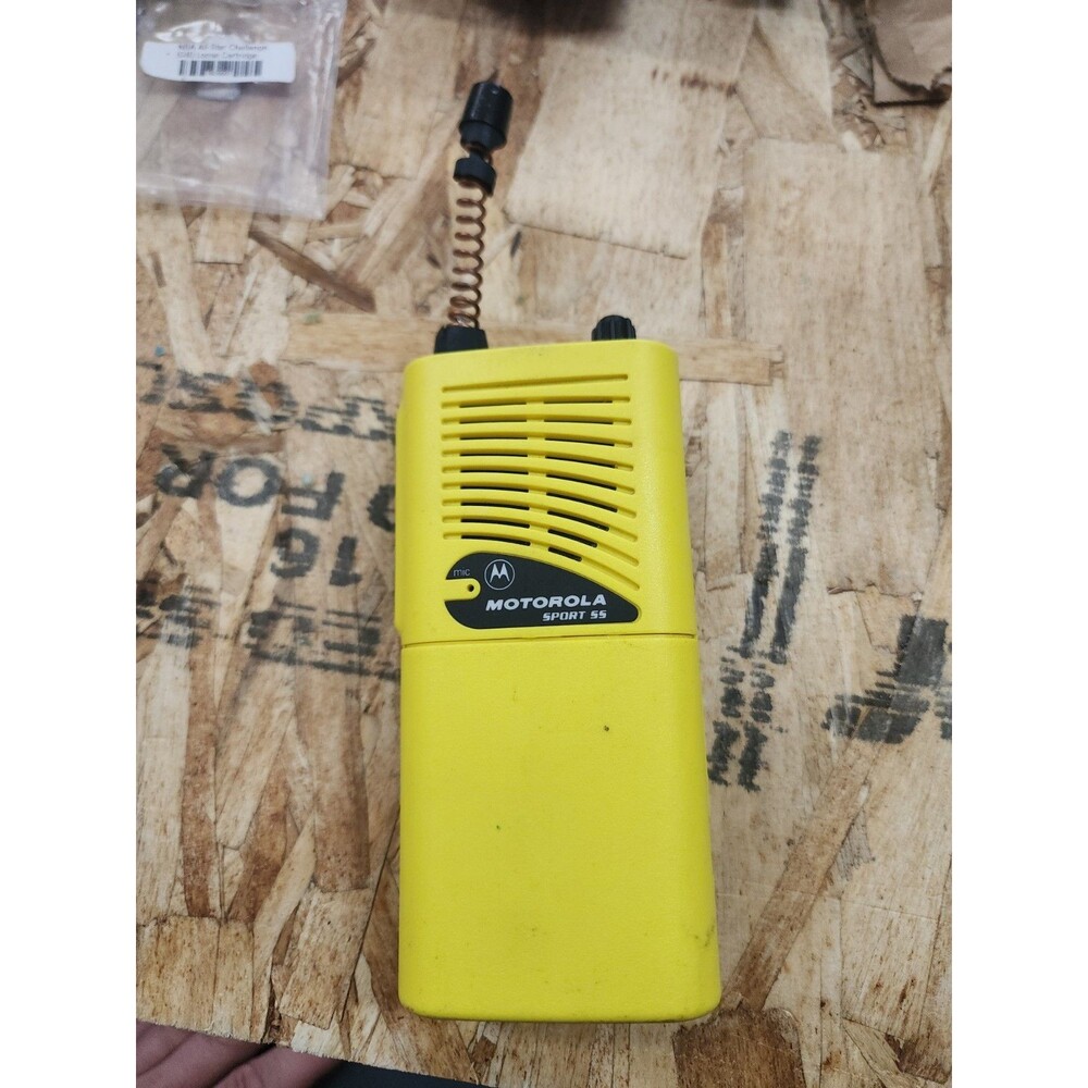 Motorola Talkabout Distance UHF GMRS Untested Walkie Talkie